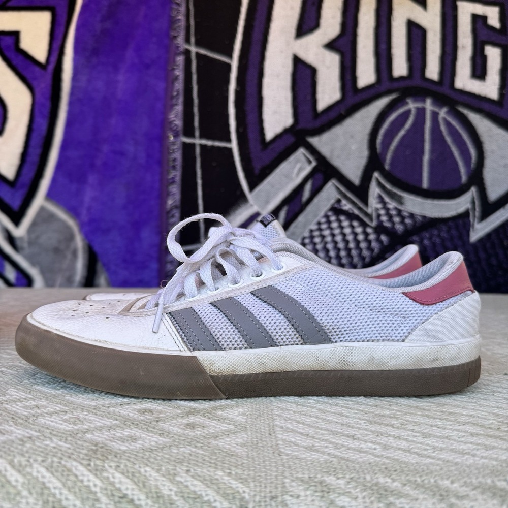 Size 10 - ADIDAS LUCAS PREMIERE WHITE TRAINERS GUM SOLE‎